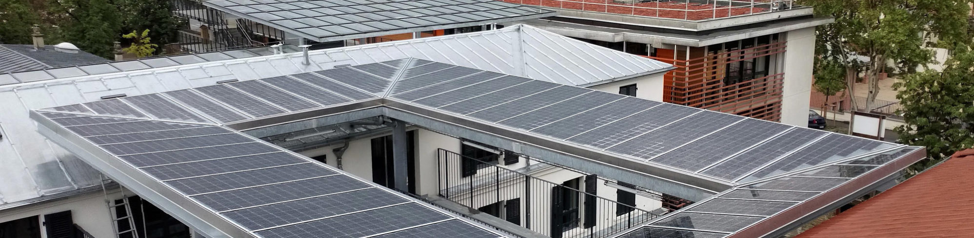Colombes – Photovoltaique – Verrière Installation d’une toiture et verrière photovoltaïques à Colombes par Sunvie