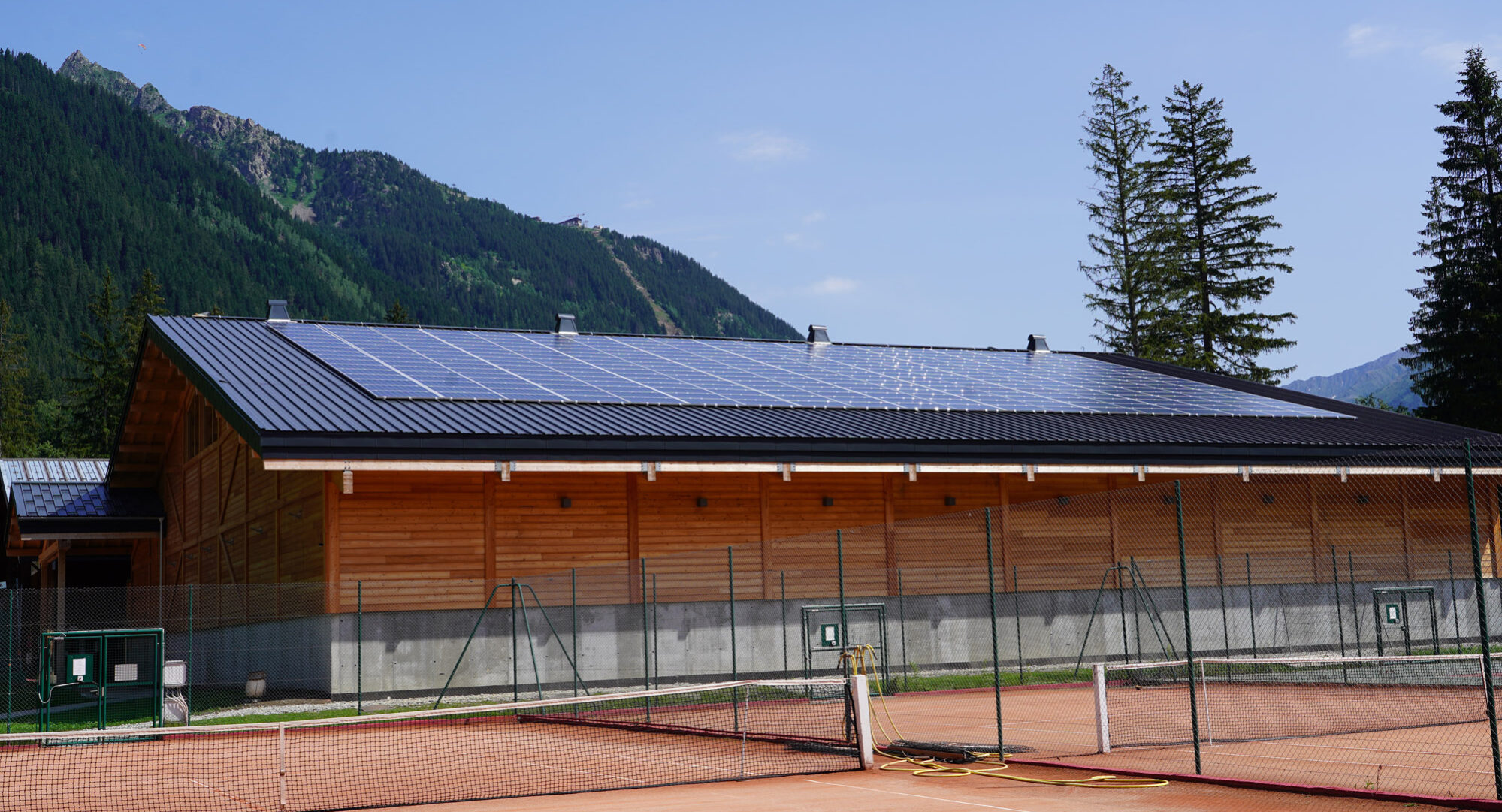 Installation d’une toiture photovoltaïque à Chamonix par Sunvie