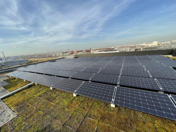 Toiture photovoltaïque – Made by Sunvie Toiture photovoltaïque Made by Sunvie - Le Cargo - Paris